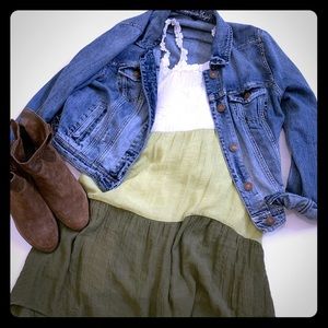 Super cute boutique dress!